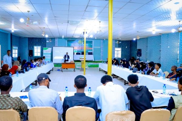 Furitaanka Tobabarka kobcinayo doorka muwaadiniinta ee dhismaha nabadda iyo kor u qaadista waddaniyadda.