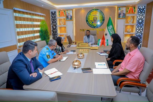 Kulanka Agaasimaha Guud ee Wasaaradda Caddaaladda JSL iyo Madaxa UNTSMIS oo Lagu Soodhawaynayo Qabsoomida Shirweynaha Caddaaladda Qaranka.