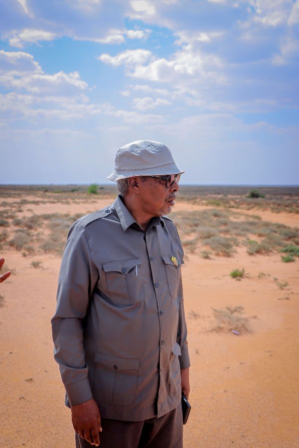 Wefti uu hoggaaminayay Wasiir Ku-xigeenka Wasaaradda Deegaanka iyo Isbeddelka Cimilada ayaa hawlo shaqo ku tagay Gobolka Togdheer, Wuxuuna kormeer ku tegay Seerayaasha Aroori iyo Ban Cawl.