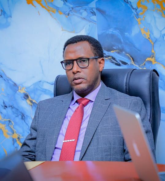 Machadka Shaqaalaha Dawladda waxa saaka ka qabsoomay kulan ay soo qabanqaabiyeen Waaxda Qorshaynta iyo Tirakoobka ee Machadka, waxaana hoggaaminayay Agaasimaha Waaxda, Abdalla Hirad . Kulanka waxa ka