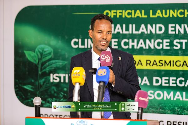 guddoomiyaha hay'adda dhawrista tayada jsl ayaa ka qeybgalay xafladda daahfurka istiraatiijiyadda deegaanka iyo isbeddelka cimillada somaliland (2026--2030