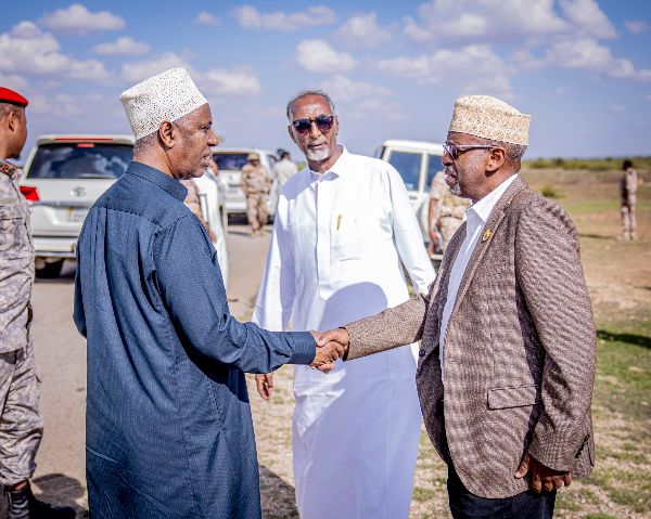Madaxweyne ku-xigeenka Jamhuuriyadda Somaliland,, oo muddo 20 cisho ah safar shaqo ku joogay Gobolka Awdal, gaar ahaan magaalada Borama ayaa maanta galinkii dambe dib..........