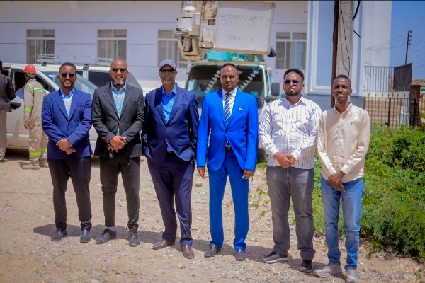 Mas'uuliyiinta Komishanka Nidaaminta Korontada JSL oo maalinti 2aad Kormeer shaqo ku sameeyey Shirkadaha Korontada Dalka.